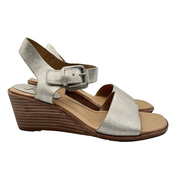 Metallic Gold Leather Comfort Sandals Sofft Garin Wedge Day to Night Sz 6.5 M - Picture 1 of 13